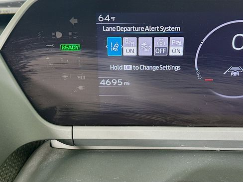 Used 2024 Toyota bZ4X XLE w/ Weather Package image 19