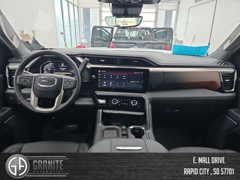 New 2026 GMC Sierra 3500 Denali w/ Denali Reserve Package AWD/4WD image 12