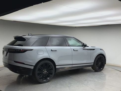 New 2026 Land Rover Range Rover Velar Dynamic SE image 2