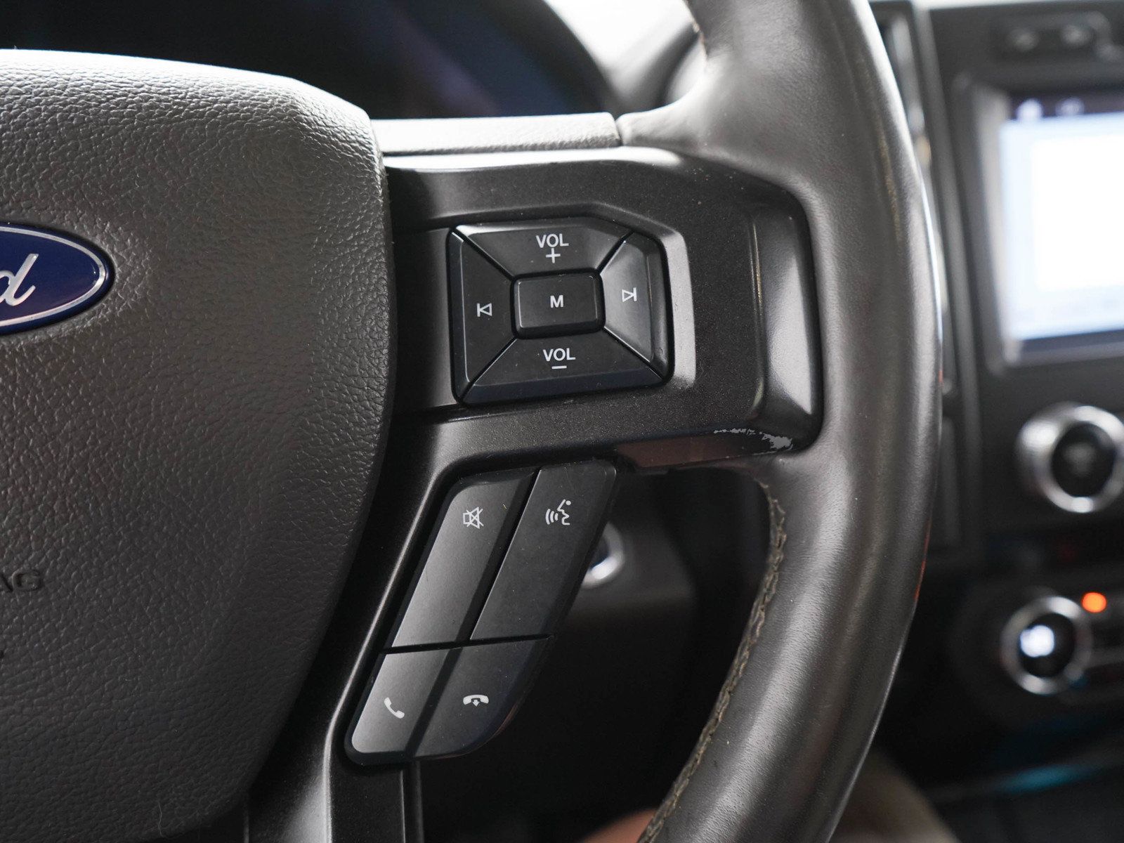 Used 2019 Ford Expedition Limited w/ Special Edition Package AWD/4WD image 26