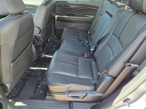 Certified 2023 Honda Passport TrailSport image 14