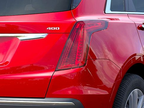New 2026 Cadillac XT5 Premium Luxury w/ Driver Assist Package FWD image 11