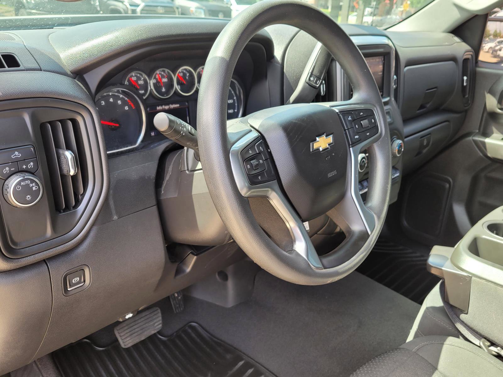 Used 2022 Chevrolet Silverado 1500 Custom w/ LPO, Dark Essentials Package RWD image 22