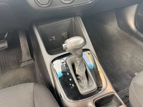 Used 2017 Kia Forte LX FWD image 18