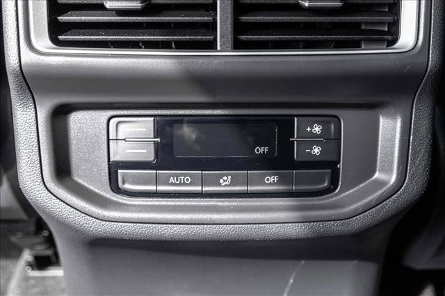 Used 2024 Volkswagen Atlas Peak Edition SEL AWD/4WD image 22