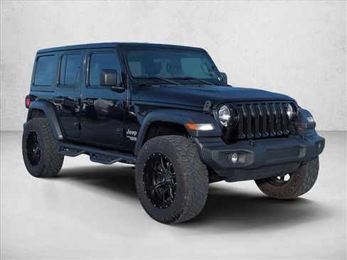 Used 2019 Jeep Wrangler Unlimited Sport S image 3