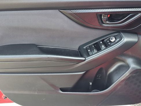 Used 2020 Subaru Crosstrek 2.0i Premium w/ Moonroof Package 1 image 16