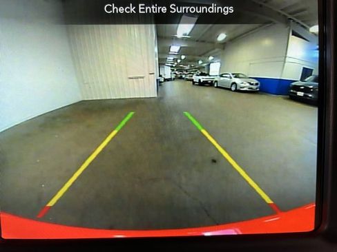 Used 2023 Dodge Charger SXT image 27