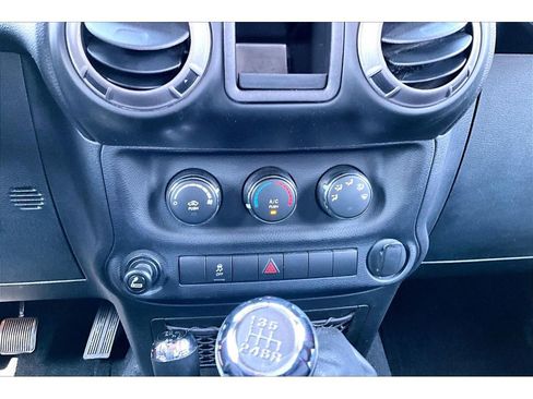 Used 2014 Jeep Wrangler Sport w/ Quick Order Package 23S image 26