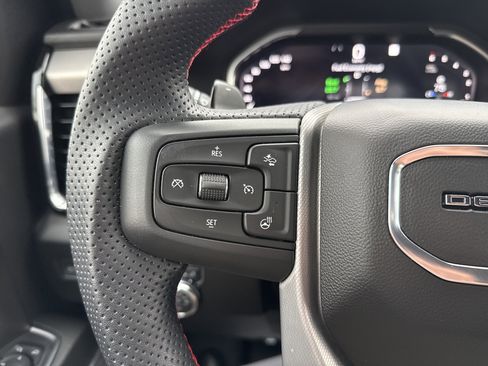 Used 2023 GMC Sierra 1500 Denali w/ Technology Package image 18