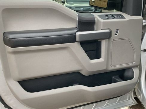 Used 2018 Ford F150 XLT image 17