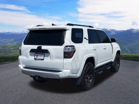 Used 2023 Toyota 4Runner TRD Off-Road Premium w/ Moonroof Package AWD/4WD image 5