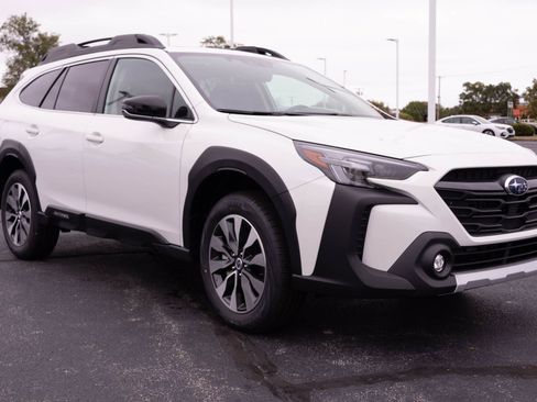 New 2025 Subaru Outback Limited image 17