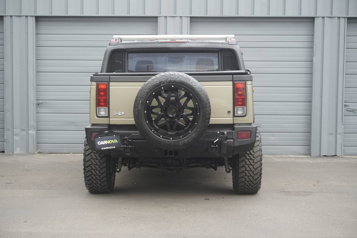 Used 2005 HUMMER H2 SUT w/ Preferred Equipment Group AWD/4WD image 4