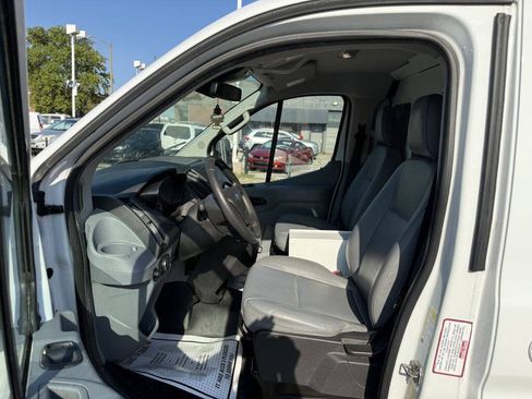Used 2017 Ford Transit 150 130 Low Roof RWD image 21