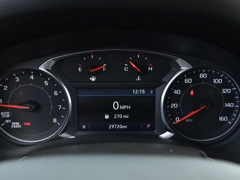 Used 2024 GMC Terrain SLT image 12