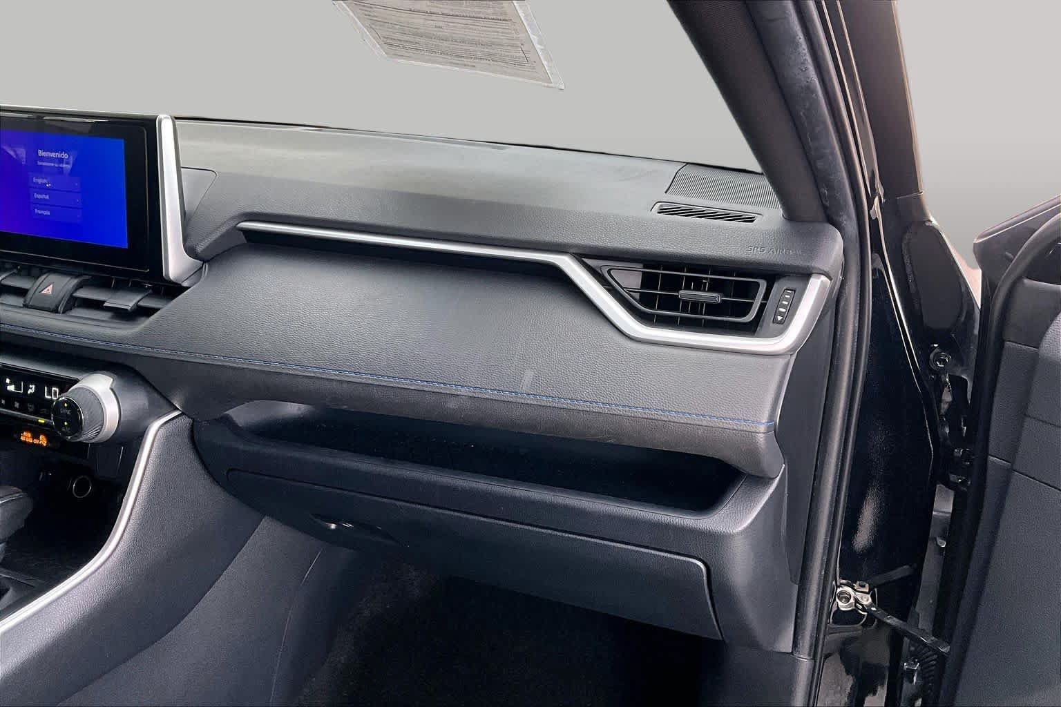 Used 2023 Toyota RAV4 SE AWD/4WD image 18
