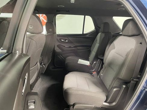 Used 2023 Chevrolet Traverse LT image 20