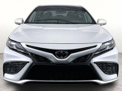 Used 2021 Toyota Camry XSE FWD image 4