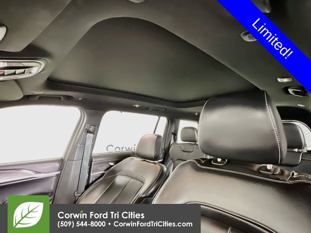 Used 2025 Jeep Grand Cherokee L Limited w/ Luxury Tech Group II AWD/4WD image 27