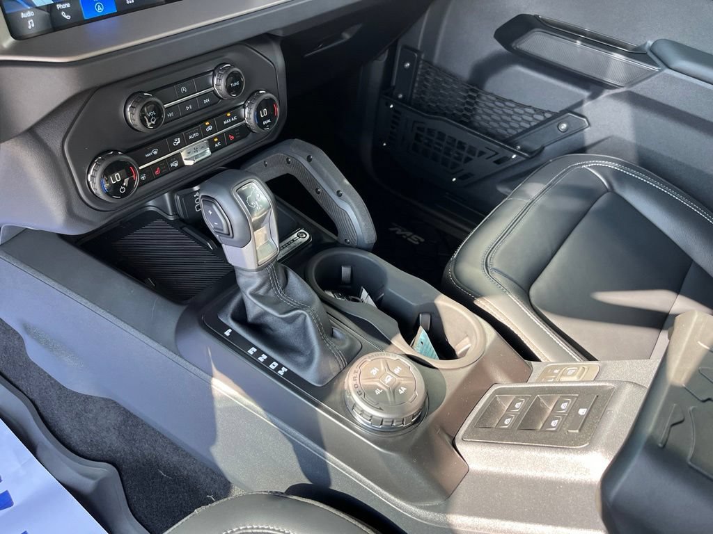 Used 2026 Ford Bronco Outer Banks w/ Sasquatch Package AWD/4WD image 13