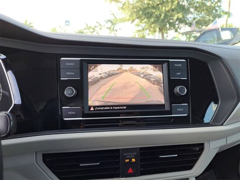 Used 2020 Volkswagen Jetta S image 23