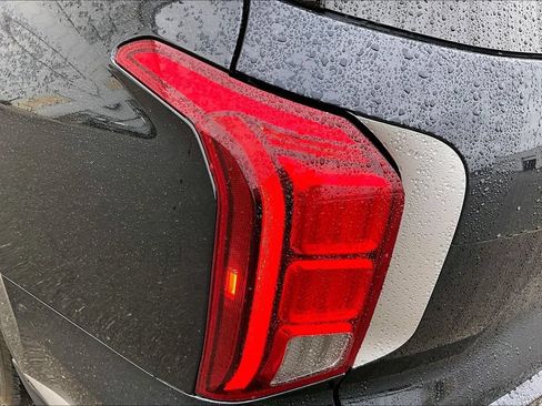 Used 2025 Hyundai Palisade SEL FWD image 38