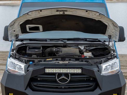 Used 2021 Mercedes-Benz Sprinter 2500 image 19