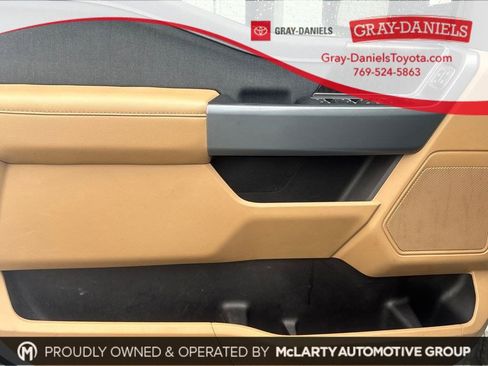 Used 2022 Ford F150 Lariat w/ Trailer Tow Package image 6