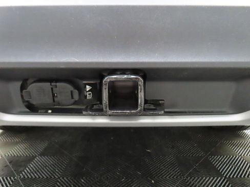 Used 2025 Ford Explorer Platinum w/ LUX Leather Package AWD/4WD image 50