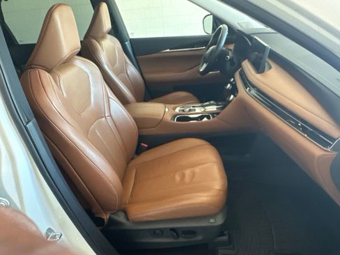 Certified 2023 INFINITI QX60 Sensory AWD/4WD image 13