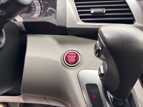 Used 2014 Honda Odyssey EX-L image 30