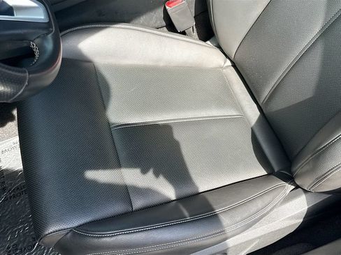 Used 2023 Genesis G70 2.0T RWD image 19