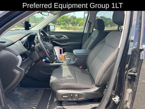 Used 2021 Chevrolet Traverse LT AWD/4WD image 9