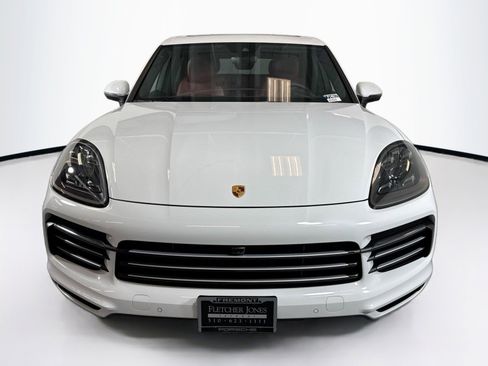 Used 2022 Porsche Cayenne S image 6