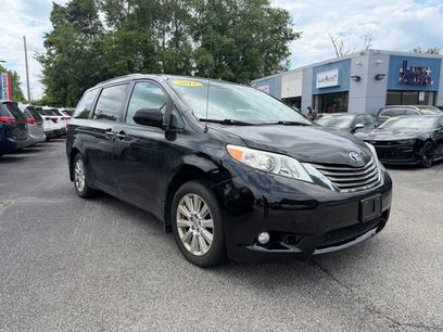Used 2014 Toyota Sienna XLE