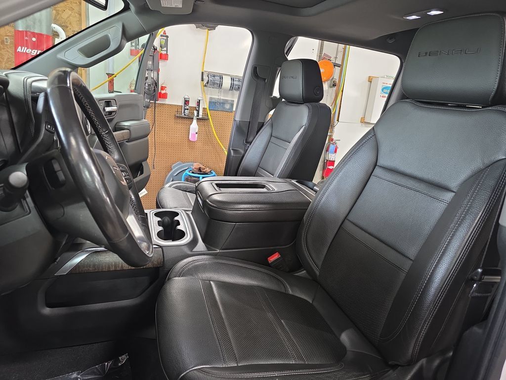 Used 2019 GMC Sierra 1500 Denali AWD/4WD image 14