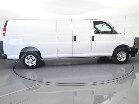 New 2026 Chevrolet Express 2500 Extended w/ Driver Convenience Package RWD image 7