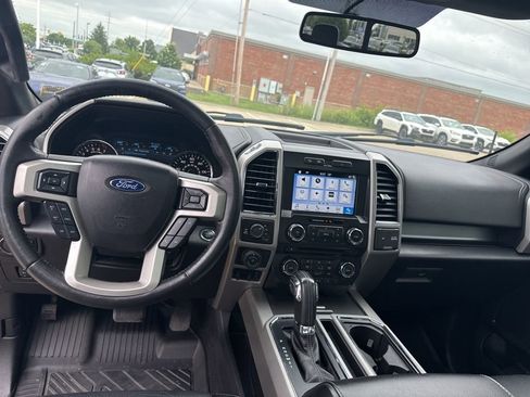 Used 2017 Ford F150 Lariat AWD/4WD image 9