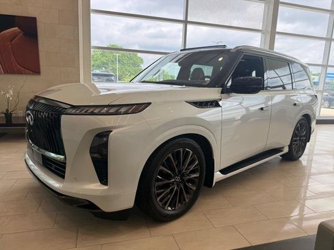 New 2026 INFINITI QX80 Autograph w/ Premium Cargo Package AWD/4WD image 8