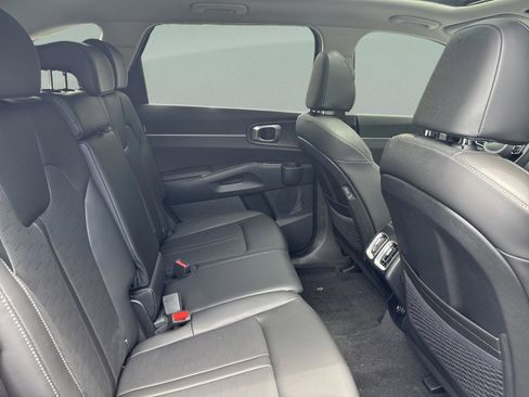 New 2025 Kia Sorento S w/ Panoramic Sunroof Package image 36