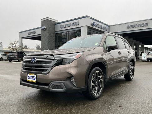 Certified 2025 Subaru Forester Limited image 4