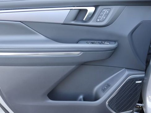 New 2026 Buick Enclave Sport Touring w/ Power Package FWD image 11