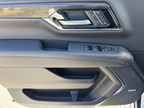 New 2026 GMC Yukon Elevation w/ Elevation Premium Package image 14