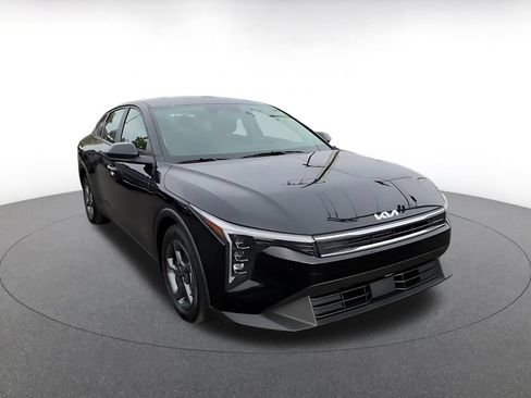 Used 2026 Kia K4 FWD image 3