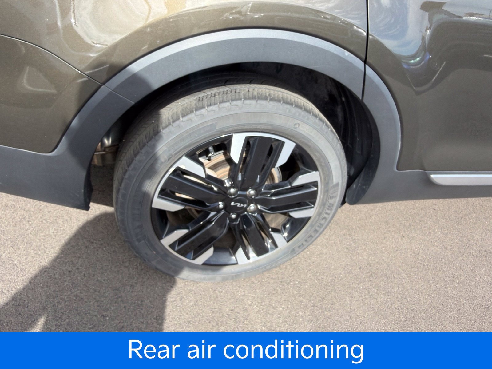 Certified 2024 Kia Telluride SX Prestige AWD/4WD image 34