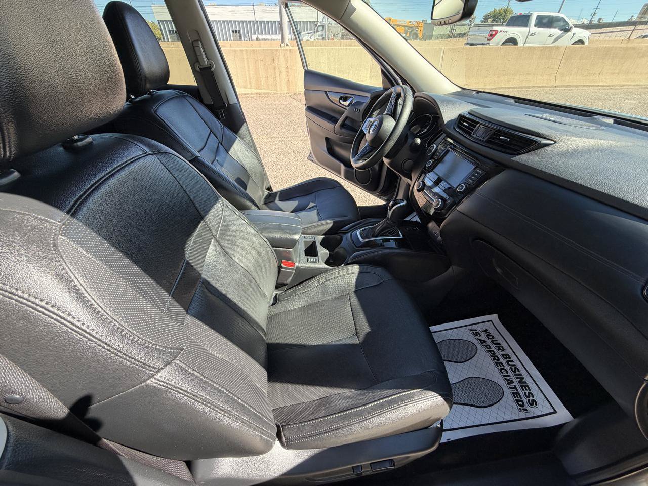 Used 2020 Nissan Rogue SL AWD/4WD image 11