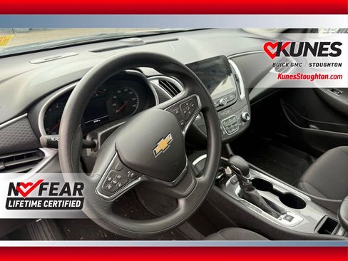 Used 2024 Chevrolet Malibu LT image 8