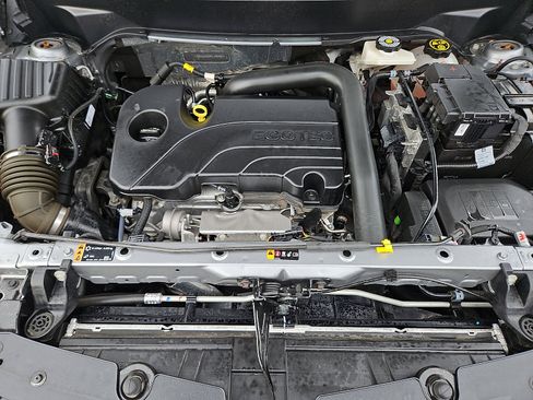 Used 2023 Chevrolet Equinox LS w/ LS Convenience Package image 27