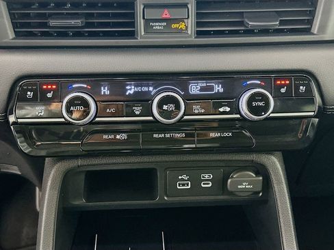 Certified 2023 Honda Pilot Elite image 16